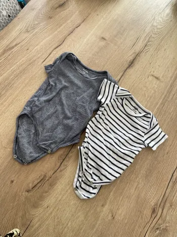 Lot 2 bodies garçon