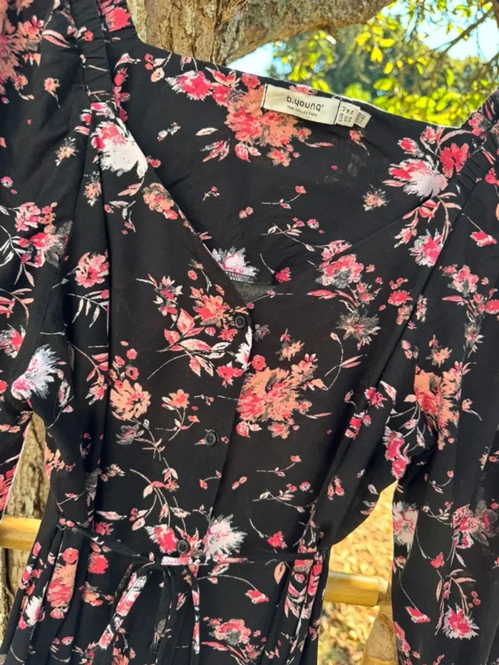 Robe fleurie || B-young || Taille 42 - photo numéro 4
