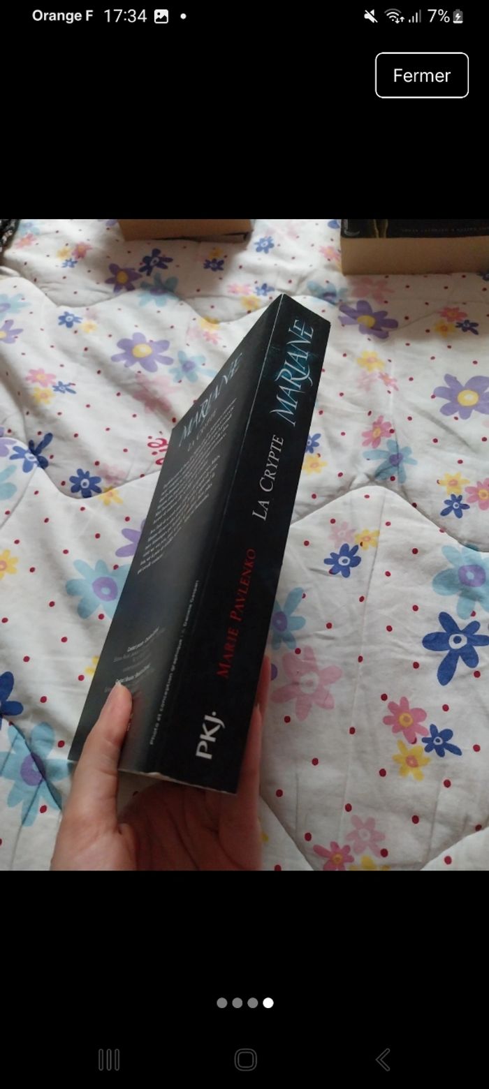 Roman Marjane tome 1 La Crypte Marie Pavlenko - photo numéro 4