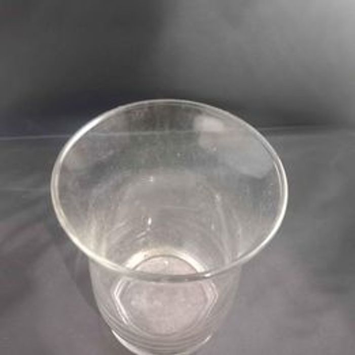 Petit vase en verre - photo numéro 2