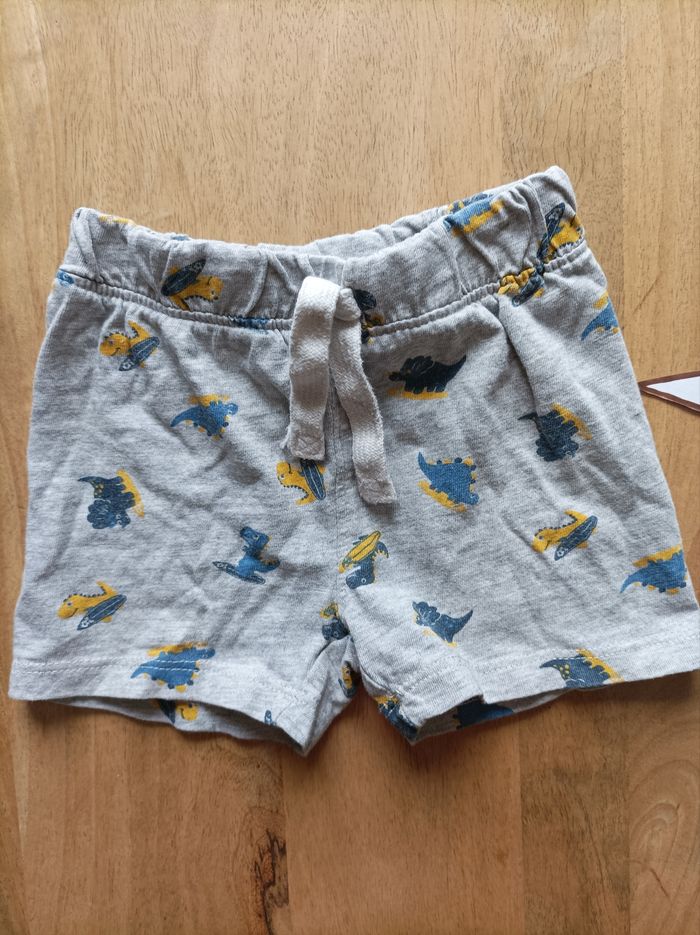 Short 12 mois dinosaures