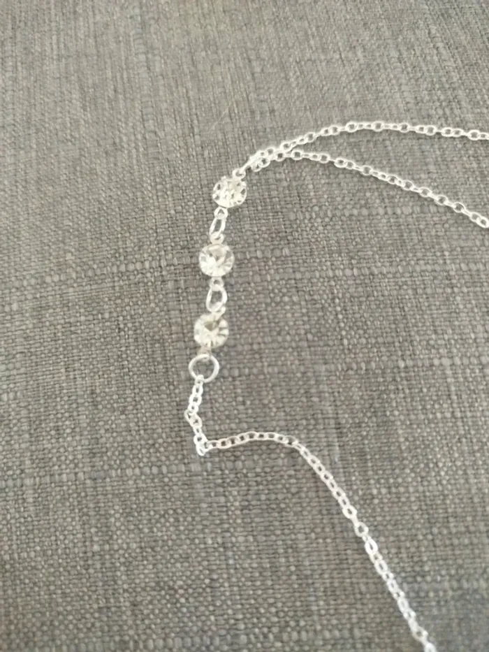 Collier strass de dos - photo numéro 2
