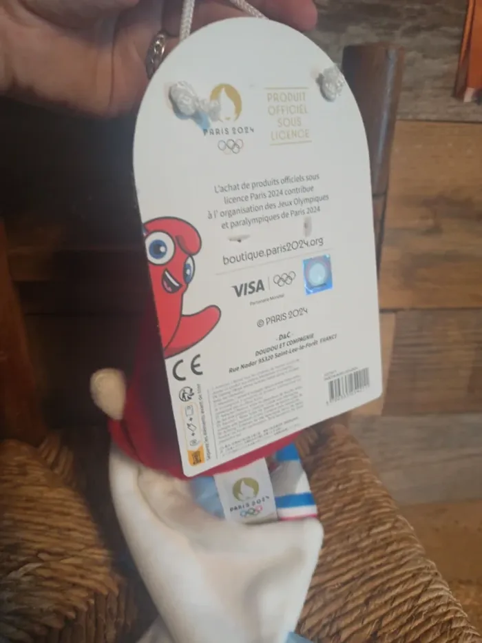 Doudou mascotte Paris 2024 neuf - photo numéro 5