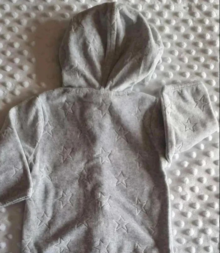Pull zippé velours Mickey 3 mois - photo numéro 2