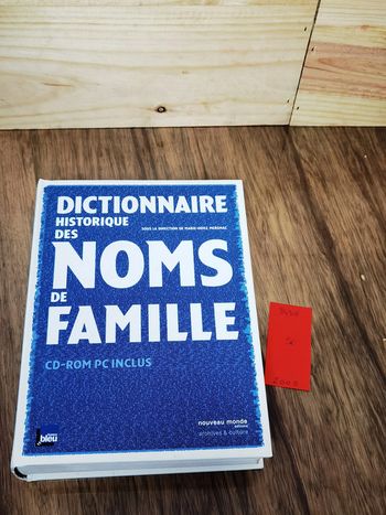 D4308 - Dictionnaire historique des noms de famille