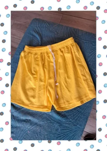 Short léger. Taille l/xl