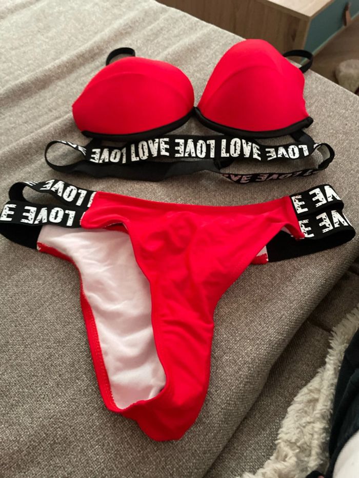 Maillot neuf - photo numéro 2