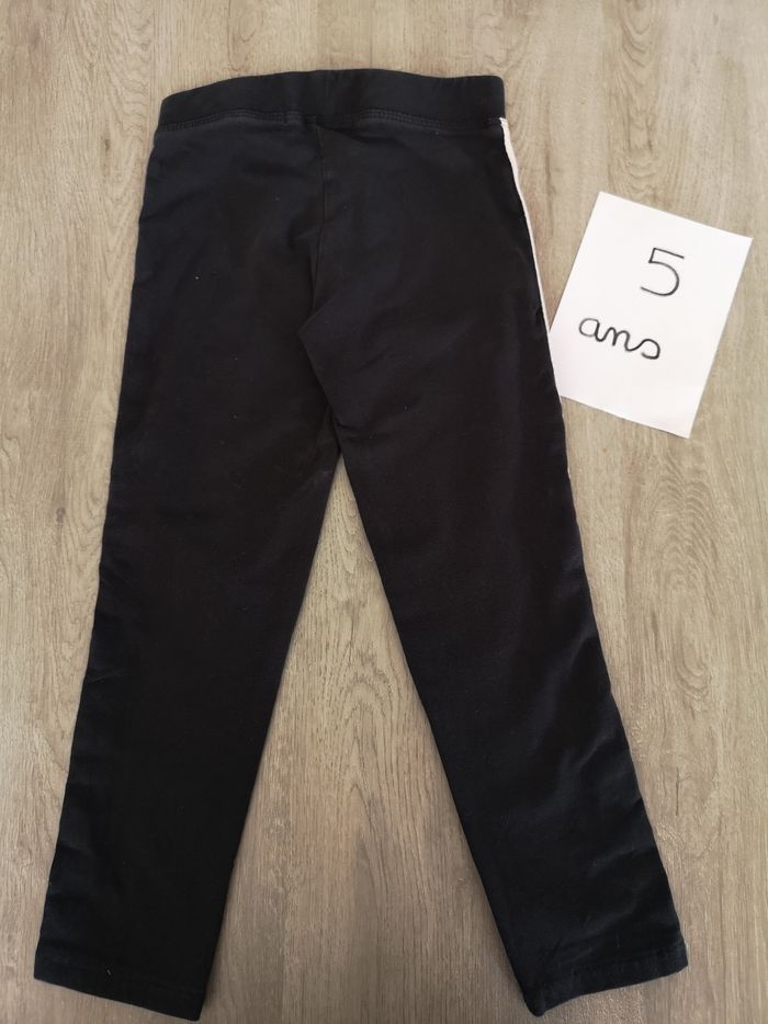 Lot de 4 pantalons taille 5 ans - photo numéro 4