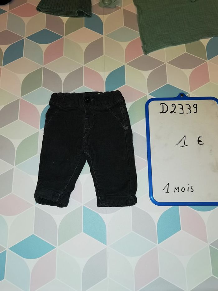 D2339 - pantalon garçon 1 mois - photo numéro 3