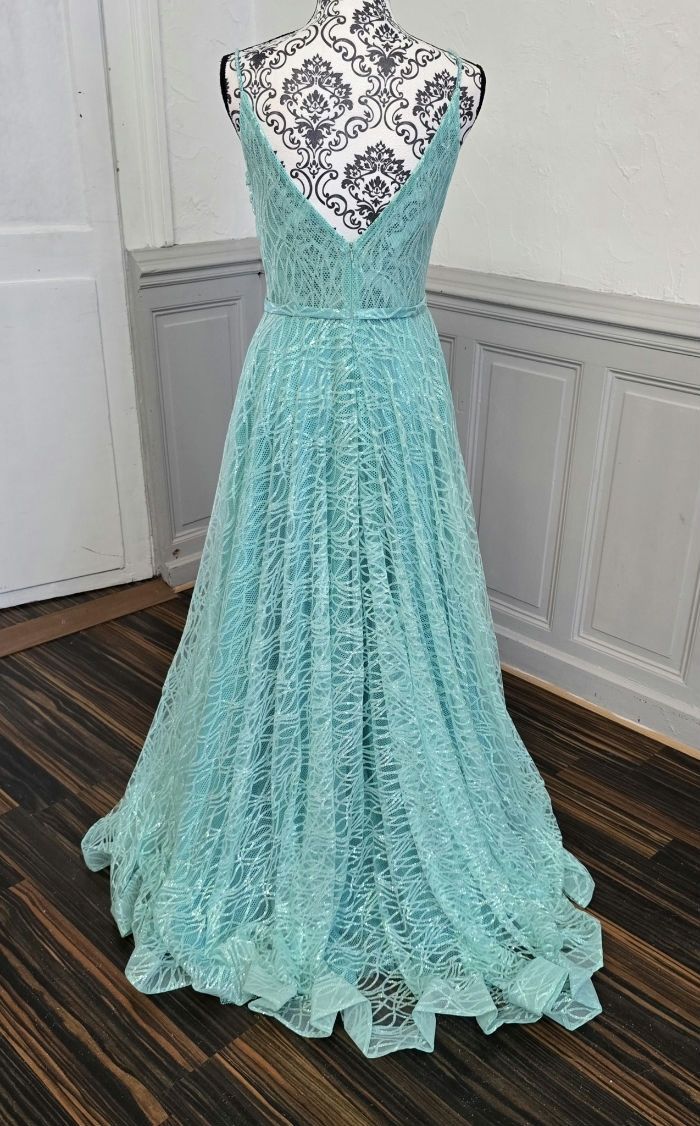 Robe de soirée vert d'eau pailleté taille 40 L - photo numéro 8