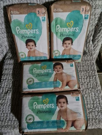 Couches Pampers Harmonie taille 3