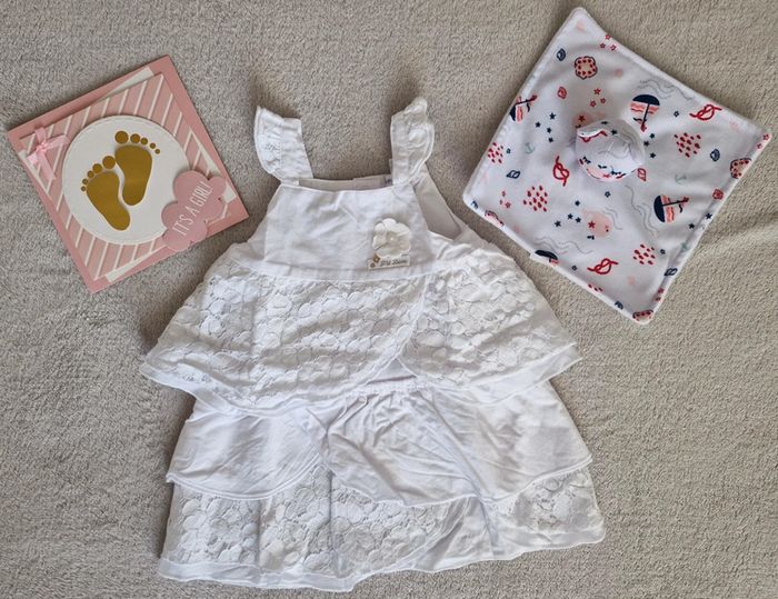 Robe blanche à volant P'tit Bisou 6M (neuve)
