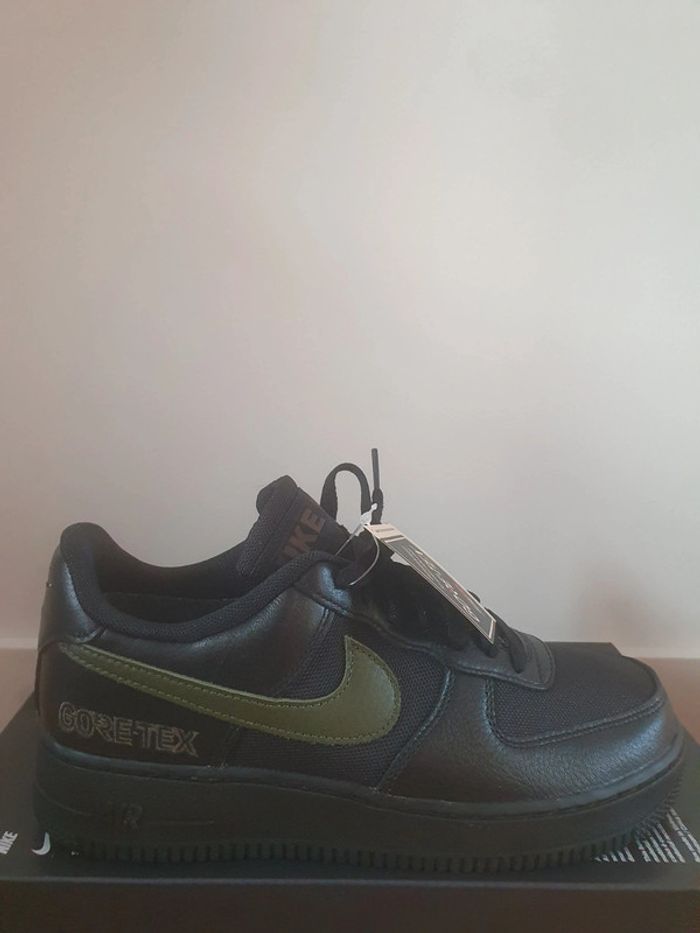 Nike Air Force 1 (38.5)