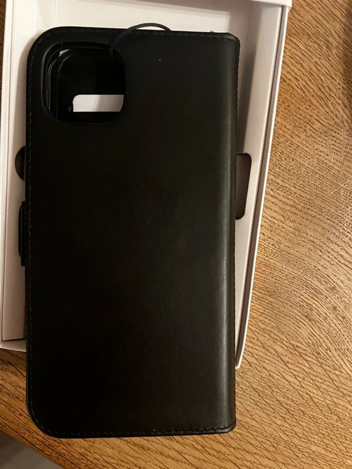 Coque iPhone 14 Max - photo numéro 4