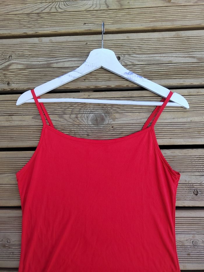 Débardeur rouge femme – Taille L/40 – Très Bon État – En tergal - photo numéro 2