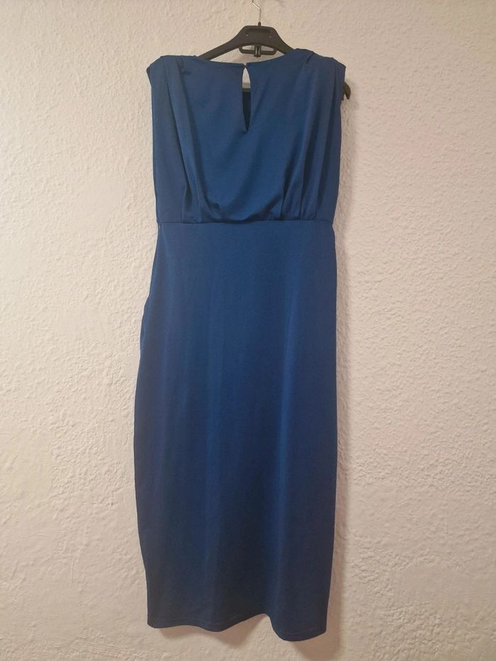 Robe M - photo numéro 2