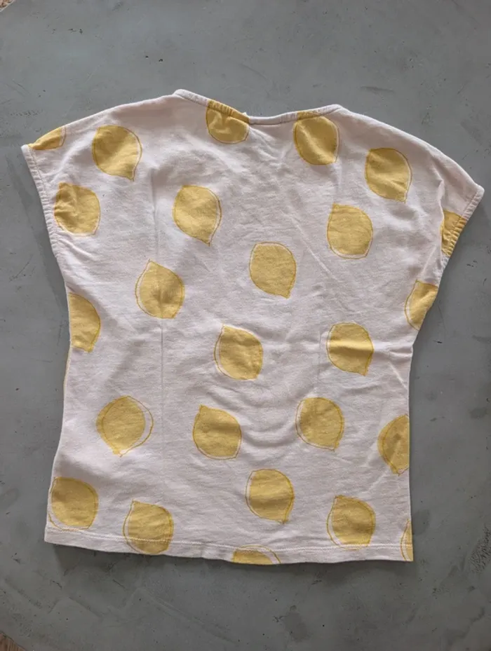 Tee-shirt Zara 4-5ans comme neuf motifs citrons - photo numéro 2