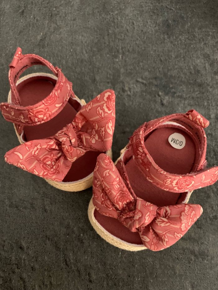 Chaussure bébé - photo numéro 3