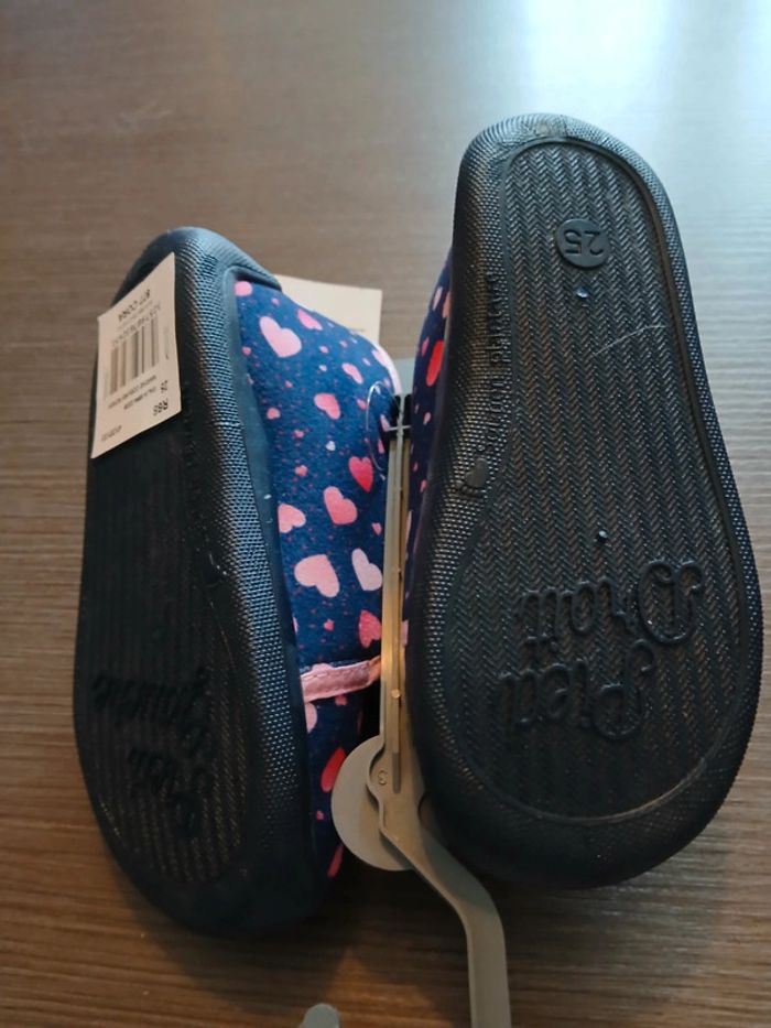 Chaussons 25 - photo numéro 4