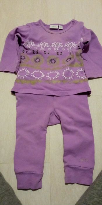 Ensemble violet legging tee-shirt