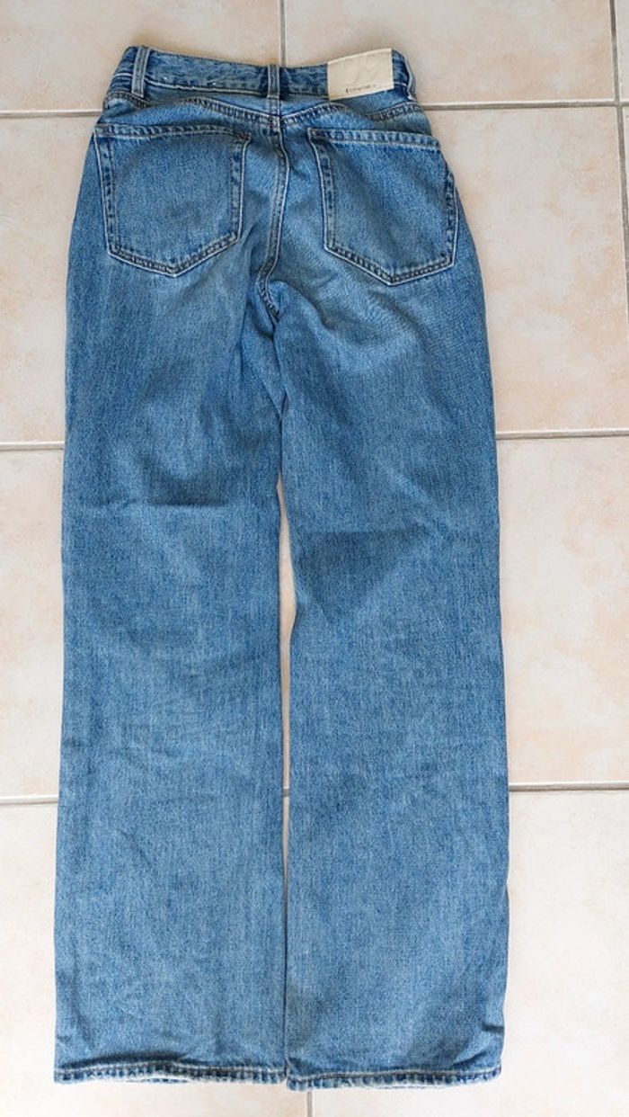 Jean large bleu femme/fille  Stradivaruis Taille 34 - photo numéro 2