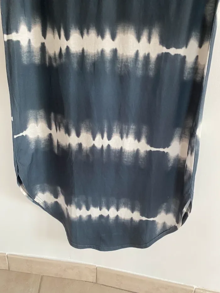 Robe manche courte SHEIN tayenday gris et blanc - photo numéro 4