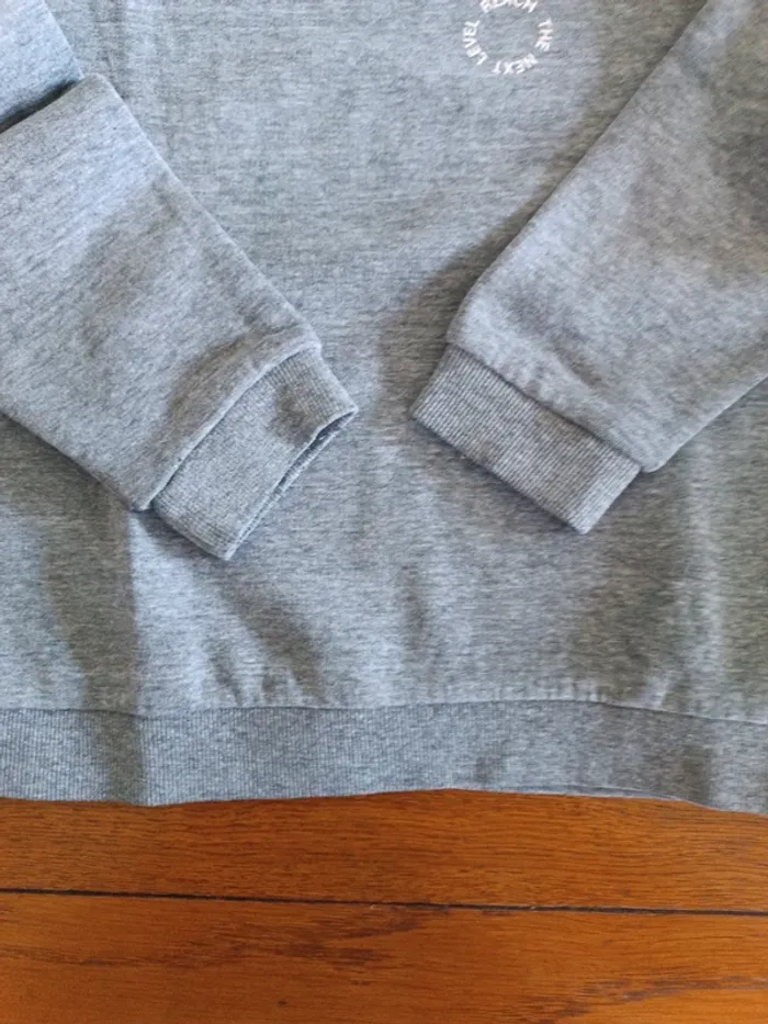 Sweat gris Kiabi 5A. - photo numéro 5
