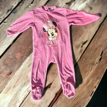 Pyjama velours Disney 2 ans TBE (5€)