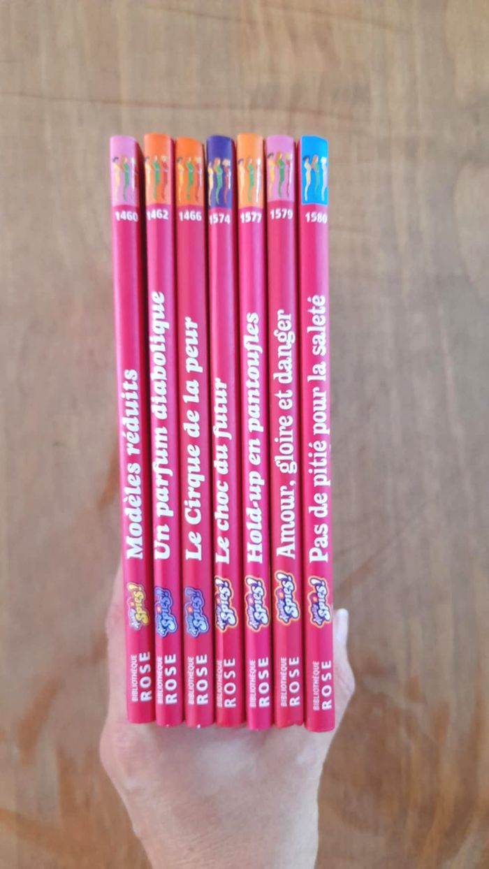 📚 Lot de 7 livres Totally Spies! - photo numéro 2