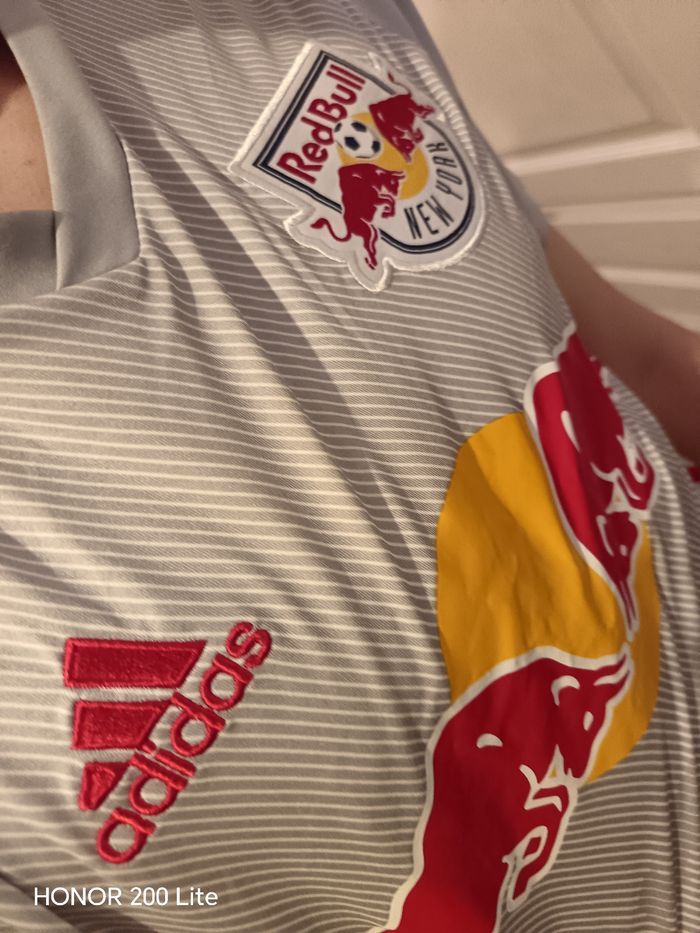 Maillot foot rare red.bull adidas neuve taille s adulte ado