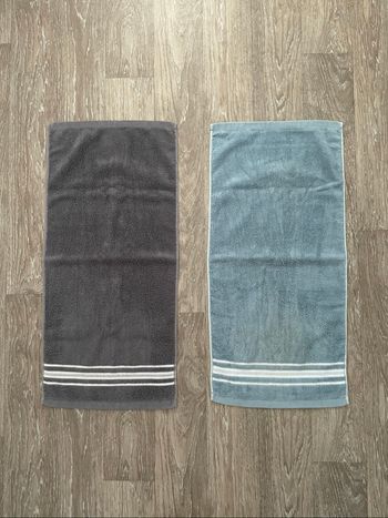 Lot de 2 serviettes de toilette