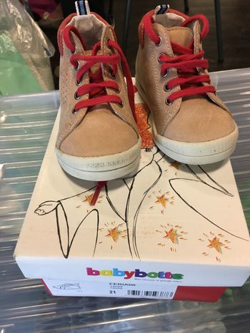 Neuves! Babybottes!