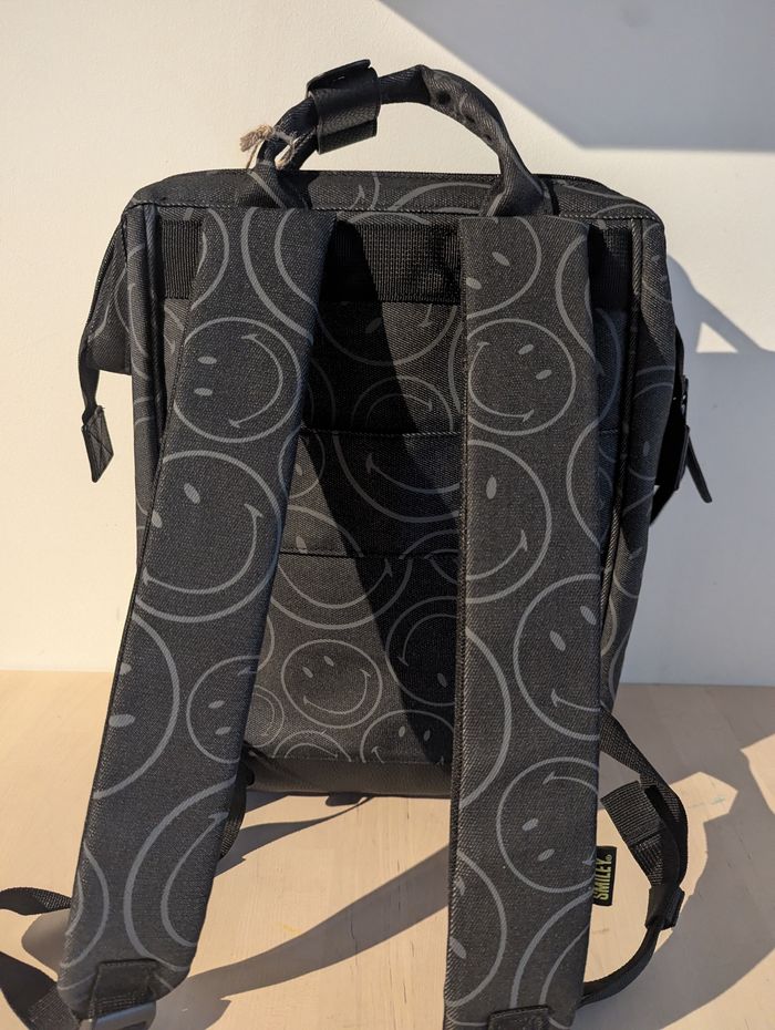 Cabaia X Smiley Adventurer M