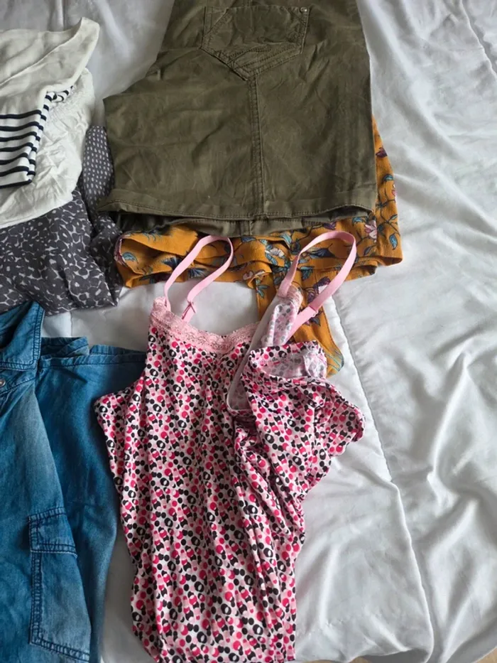 Lot vêtements femme - photo numéro 2