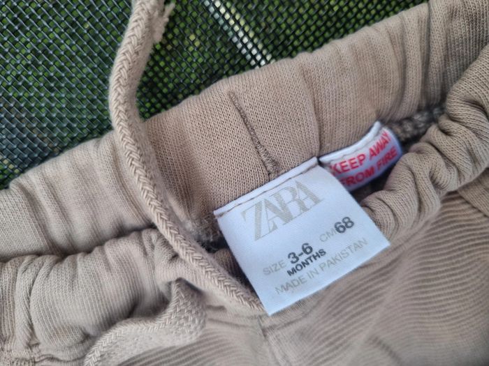Pantalon bébé Zara 3-6 mois (68 cm) - photo numéro 3