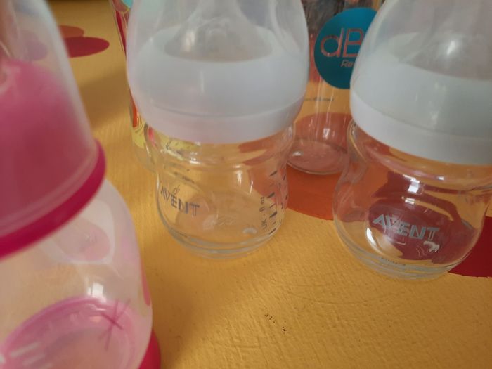Biberon différentes tailles et marques - photo numéro 2