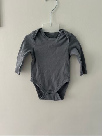 Bodie manches longues 6 mois gris bleu foncé