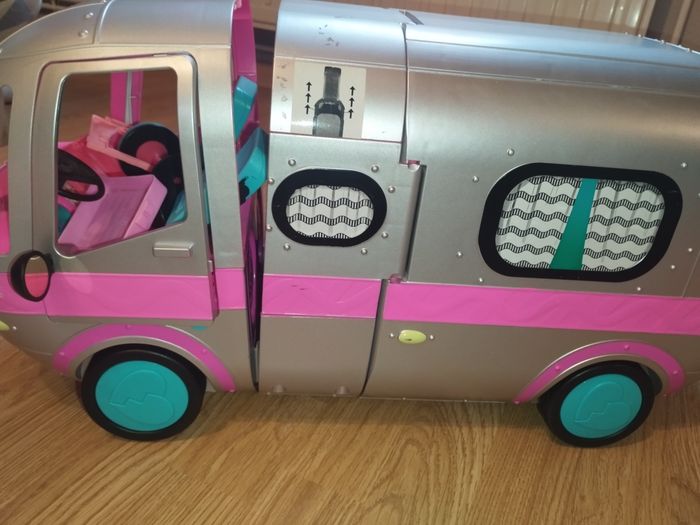 Camping car poupée LOL+ accessoires - photo numéro 6