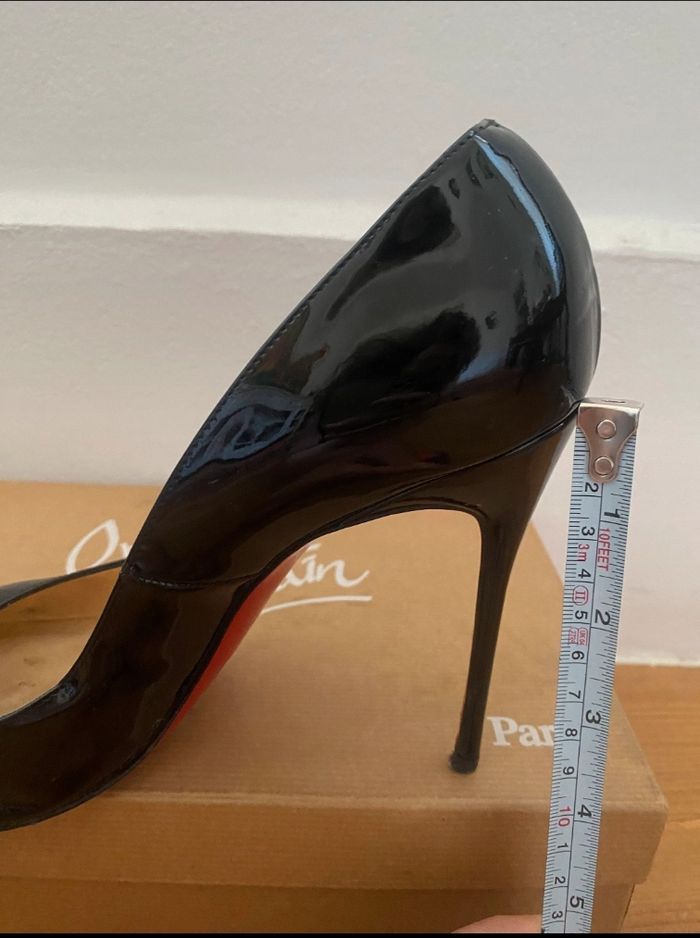 Escarpins Louboutin - photo numéro 3