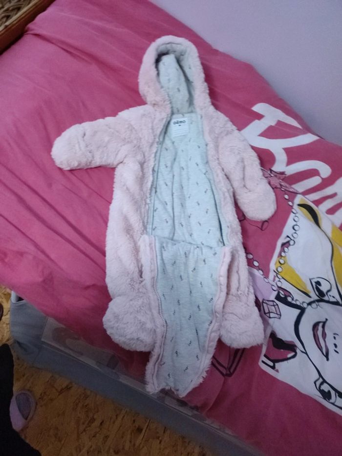 Combinaison rose toute douce pour bébé 9 mois - photo numéro 5