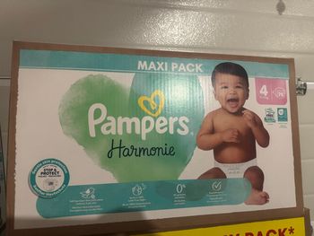 Couches Pampers harmonie taille 4