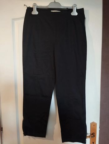 Neuf Pantalon droit noir taille 38 ConceptK