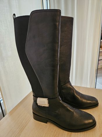 Bottes neuves T 41