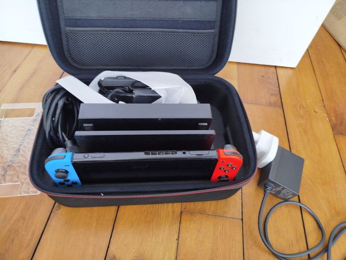 Console Nintendo Switch - photo numéro 9