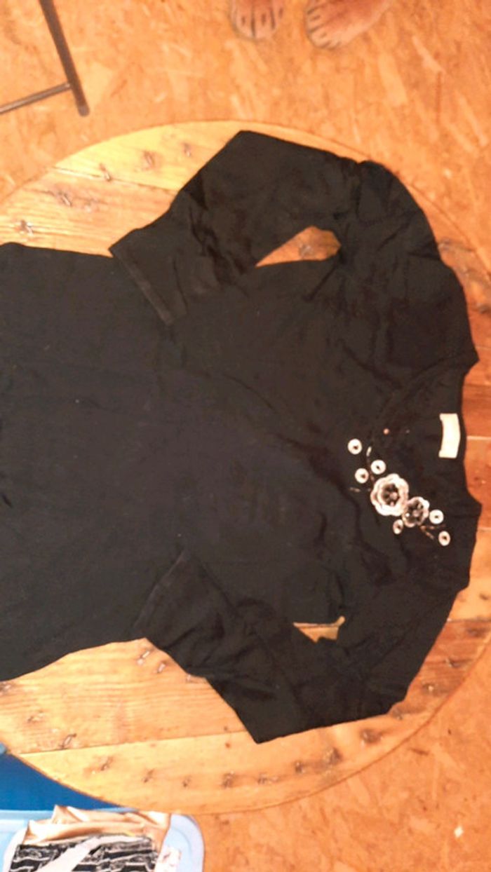 Pull noir - photo numéro 2