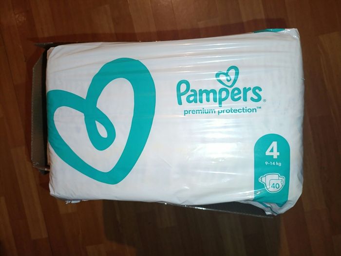 Lot Pampers taille 4