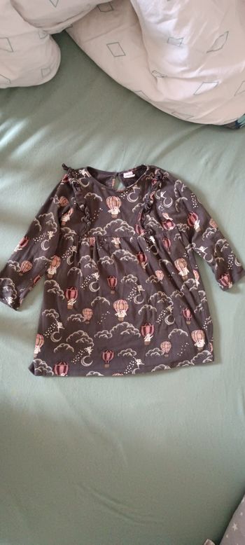 Robe H&M 4 ans