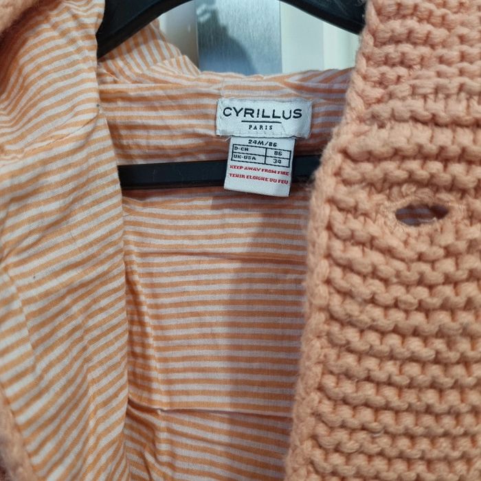 Gillet à capuche bébé fille taille 24 mois - photo numéro 2
