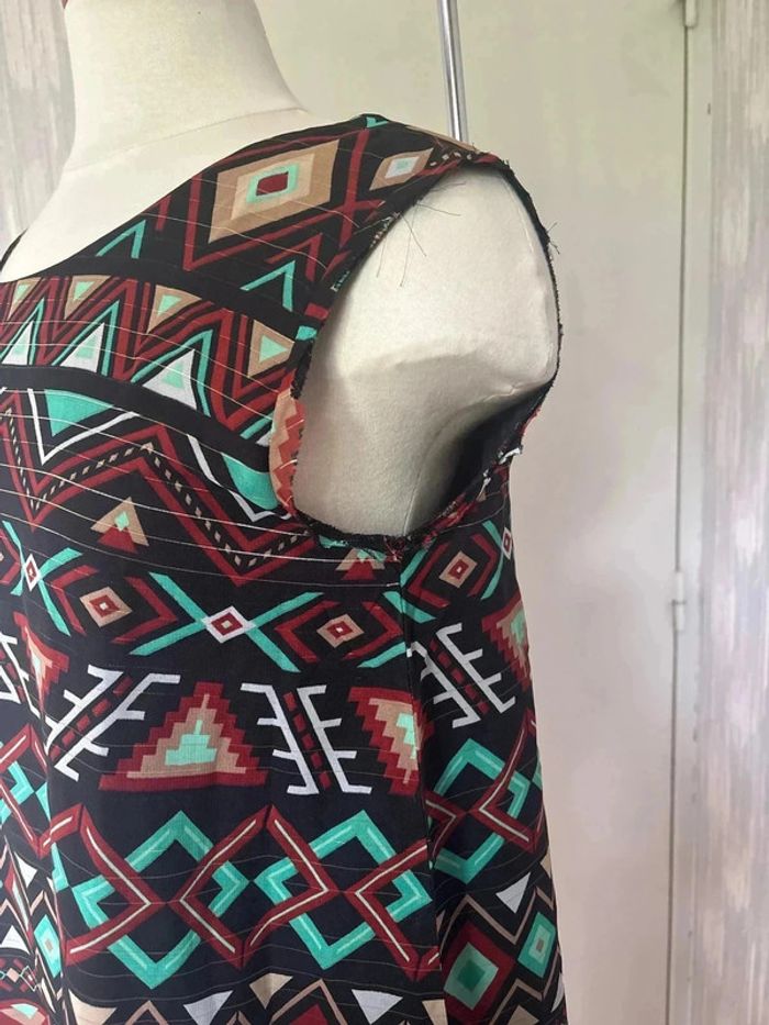 Très jolie robe taille 42 marque bleu bonheur • - photo numéro 2