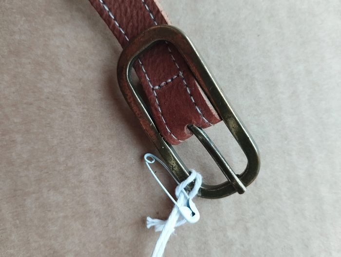 Neuve avec étiquette Ceinture Voodoo marron Cuir véritable taille 80cm - photo numéro 3
